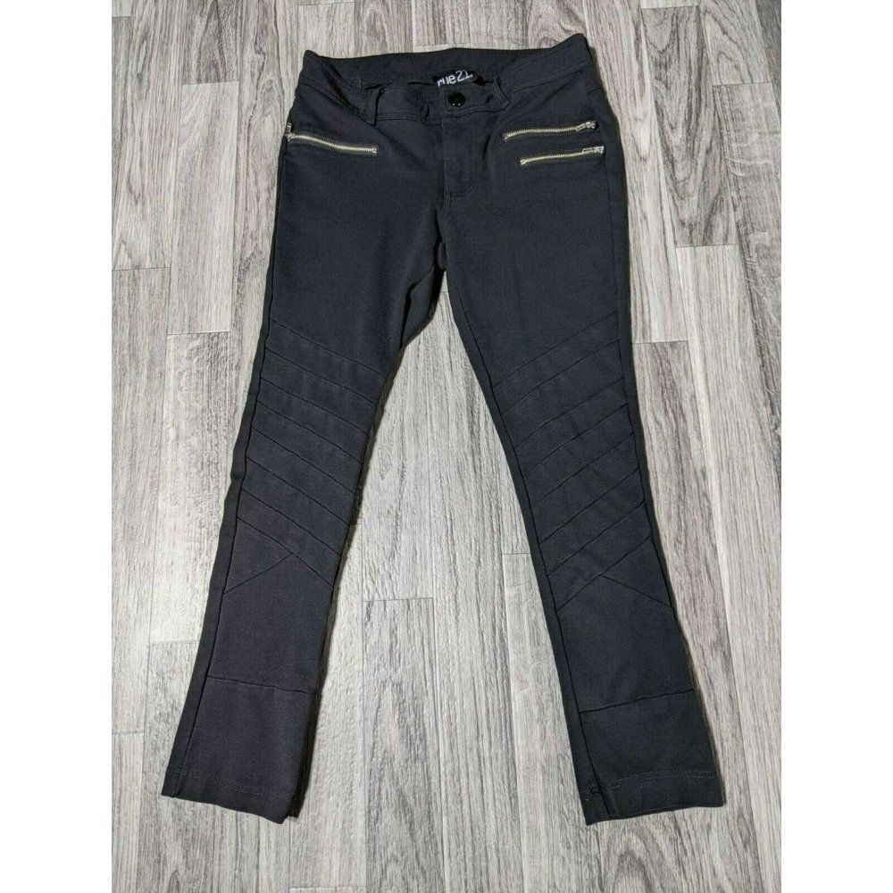 (3/$35) Rue 21 Black Stretchy‎ Zip Pocket Jeggings